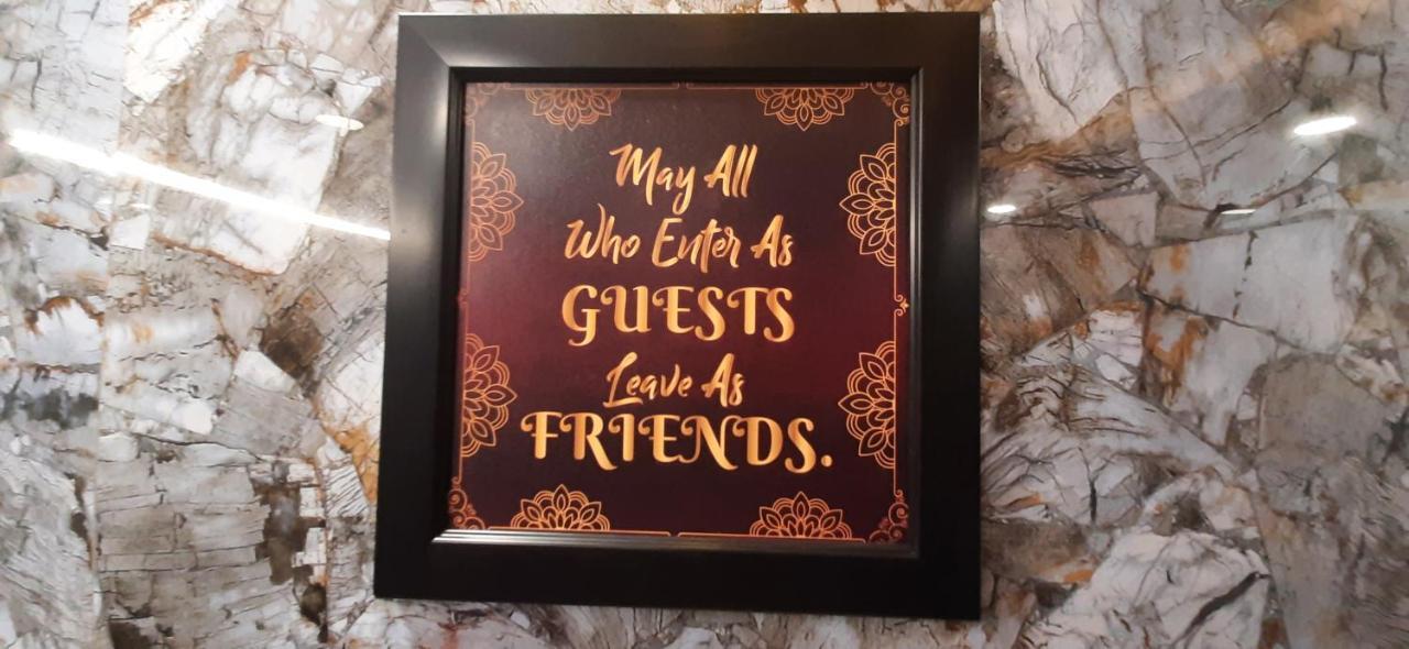 Aggarwal Luxury Room With Private Kitchen Washroom And Balcony Along With Fridge, Ac, Android Tv, Wifi In Main Lajpat Nagar Νέο Δελχί Εξωτερικό φωτογραφία